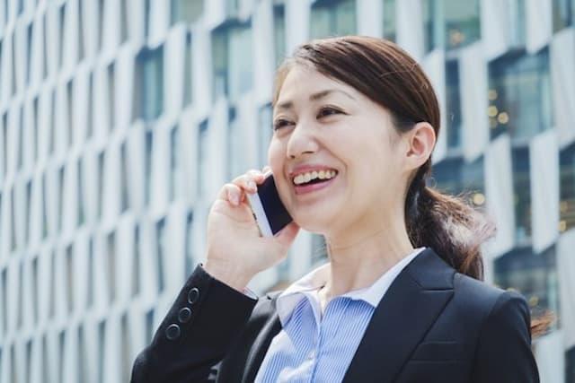 50代女性の転職は厳しい?おすすめの仕事と求人例、成功のためのポイント