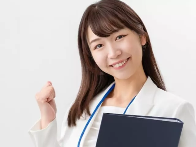 医療秘書として働く女性