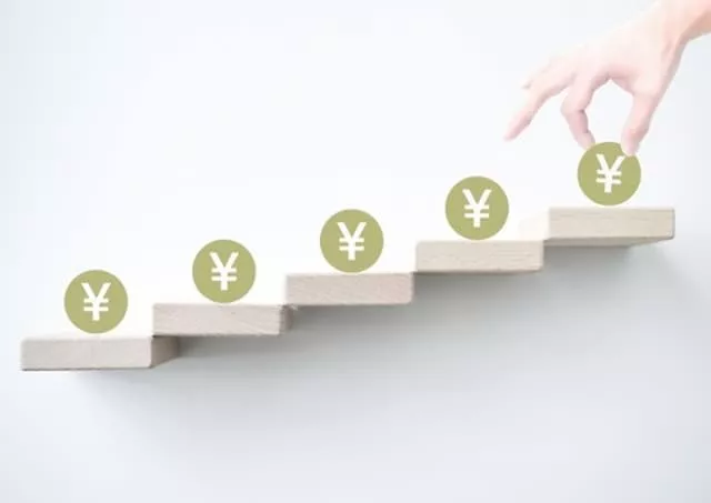給与を表す円マーク