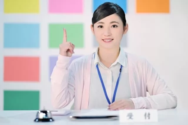 やりがいを感じている受付医療事務の女性
