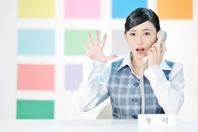 医療事務資格を持っている受付女性スタッフ